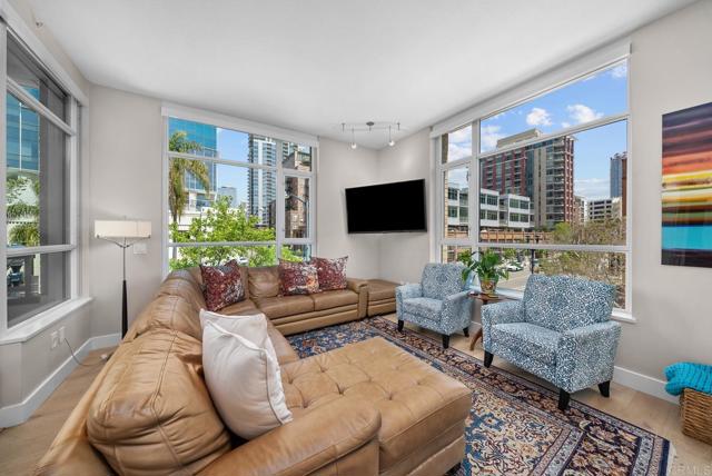 Detail Gallery Image 28 of 66 For 325 7th Ave #212,  San Diego,  CA 92101 - 3 Beds | 2/1 Baths