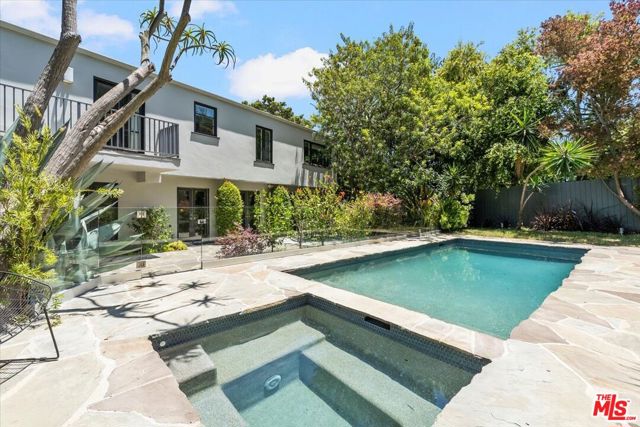 3055 Nichols Canyon Road, Los Angeles CA: https://media.crmls.org/mediaz/e4c35257-05a0-4f74-918e-c63480bd313b.jpg