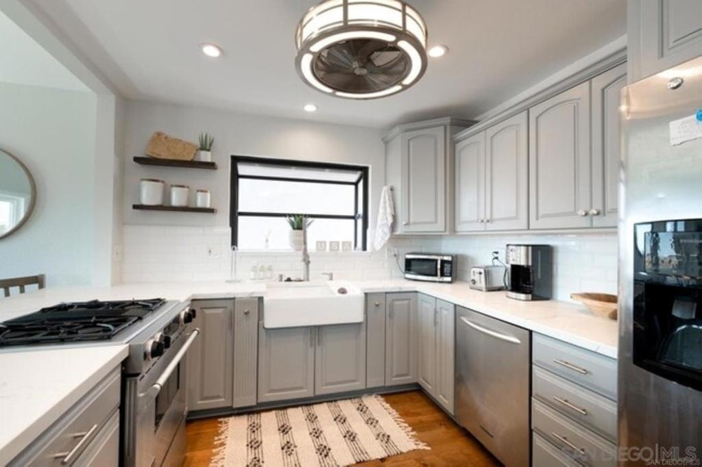 1470 Evergreen - photo 12