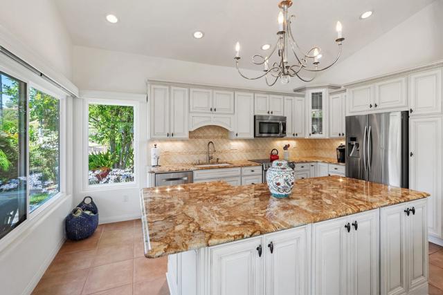 15462 Avenida Rorras, San Diego CA: https://media.crmls.org/mediaz/e4c3bcdc-c194-4dd5-87f8-c23761791297.jpg