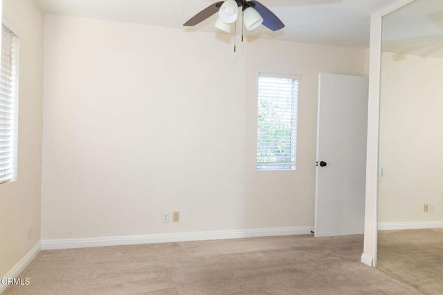 Detail Gallery Image 32 of 43 For 741 Warwick Ave, Thousand Oaks,  CA 91360 - 2 Beds | 1/1 Baths