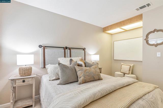 812 Royal Ann Ln, Concord CA: https://media.crmls.org/mediaz/e4c59b7b-ef64-407c-9b18-6cfe5d931847.jpg