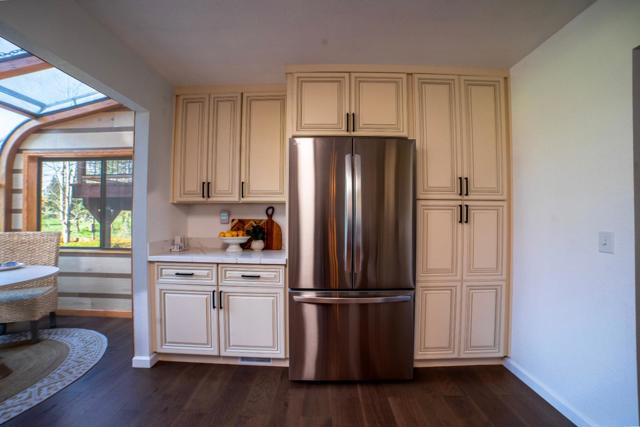 4652 Fairway Drive, Rohnert Park CA: https://media.crmls.org/mediaz/e4c5c738-2f34-485d-9c8d-e08a3526a8b7.jpg