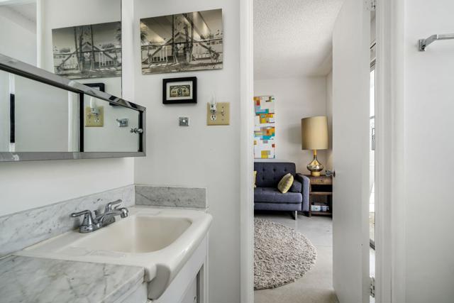 1943 E Tachevah Drive, Palm Springs CA: https://media.crmls.org/mediaz/e4c5d402-03a6-44a0-a477-b91a16144d8e.jpg