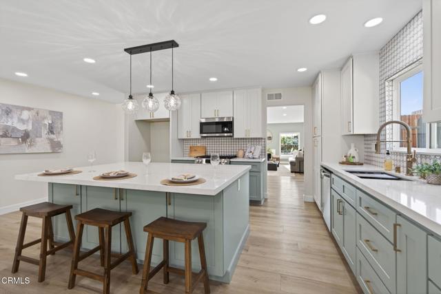 Detail Gallery Image 11 of 52 For 2086 El Rancho Dr, Camarillo,  CA 93010 - 4 Beds | 2 Baths