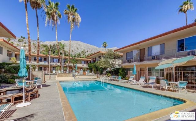 22900 S Palm Canyon Drive, Palm Springs CA: https://media.crmls.org/mediaz/e4c62516-00a5-4933-9357-d94c8be4567e.jpg