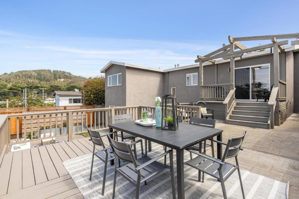 E4C7221E 74D3 4C81 8Fb1 F9F127C61167 812 Burns Court, Pacifica, Ca 94044 &Lt;Span Style='BackgroundColor:transparent;Padding:0Px;'&Gt; &Lt;Small&Gt; &Lt;I&Gt; &Lt;/I&Gt; &Lt;/Small&Gt;&Lt;/Span&Gt;