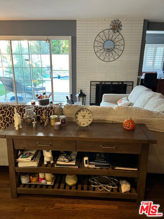 Drew Fenton | 11447 Gothic Avenue Granada Hills CA | MLS: 7605779 Drew Fenton | 11447 Gothic Avenue Granada Hills CA | MLS: 7605779