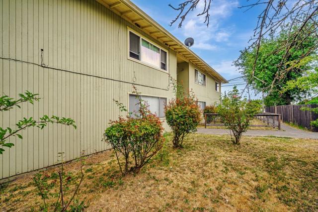 923 Delport Avenue, Santa Rosa CA: https://media.crmls.org/mediaz/e4cafdbd-5752-41ad-bb8a-9bf879ec4a49.jpg