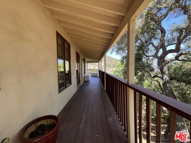 19747 Horseshoe Drive photo 5