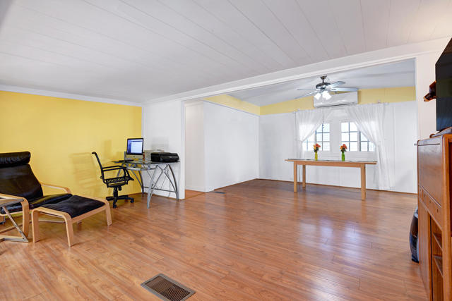 7 Sand Creek, Cathedral City CA: https://media.crmls.org/mediaz/e4ccd945-ce42-4cdd-9144-d7fed6d6da71.jpg