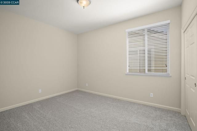 507 Livingston Court, Discovery Bay CA: https://media.crmls.org/mediaz/e4cd7346-1c8b-480d-ac68-2fd2439dbf1d.jpg