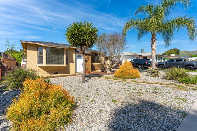 Detail Gallery Image 3 of 47 For 127 Glen Ellen Dr, Ventura,  CA 93003 - 3 Beds | 1 Baths