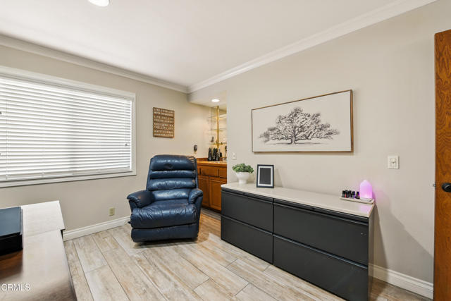 3042 Omega Avenue, Simi Valley CA: https://media.crmls.org/mediaz/e4ce469b-b435-4e0a-8a39-3145c6b70136.jpg