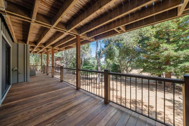 2 Thistle Street, Portola Valley CA: https://media.crmls.org/mediaz/e4ced031-4a32-4e9b-a293-5a8daa1350cf.jpg