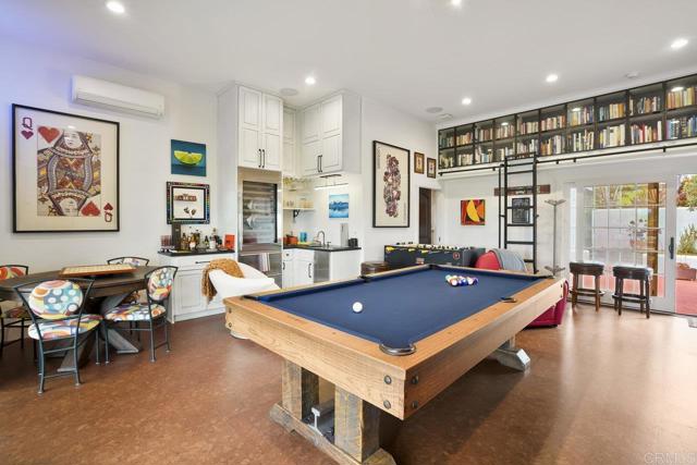 308 Sunset Drive, Encinitas CA: https://media.crmls.org/mediaz/e4cef222-5174-472a-a1ee-5a31fc17557b.jpg