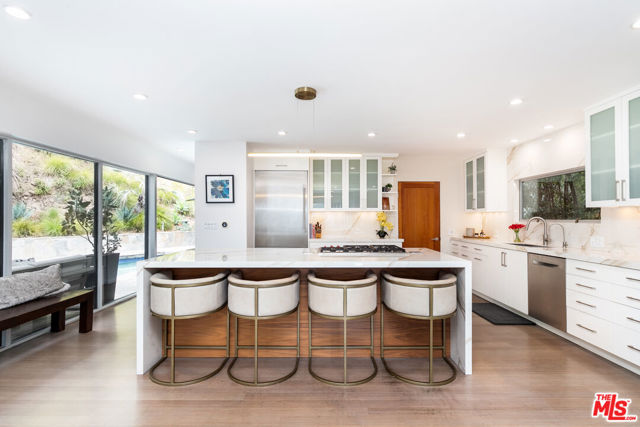 9323 Flicker Way, Los Angeles CA: https://media.crmls.org/mediaz/e4cefd5b-6075-4697-ab2b-aeb89f990e9a.jpg