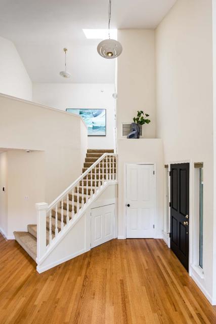 590 Military Way, Palo Alto CA: https://media.crmls.org/mediaz/e4d04ca5-d07f-4467-9e0e-9d1c947411d7.jpg