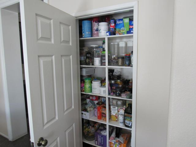 7420 Valley Meadow Avenue, Eastvale CA: https://media.crmls.org/mediaz/e4d0a8ff-c888-48f2-bd1e-88490801c5ef.jpg