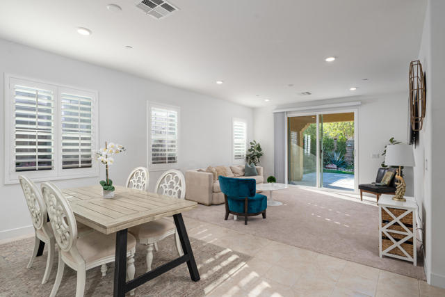 35425 Domani Drive, Palm Desert CA: https://media.crmls.org/mediaz/e4d0fa7d-c7c1-4a33-8519-4544ef44ec6c.jpg