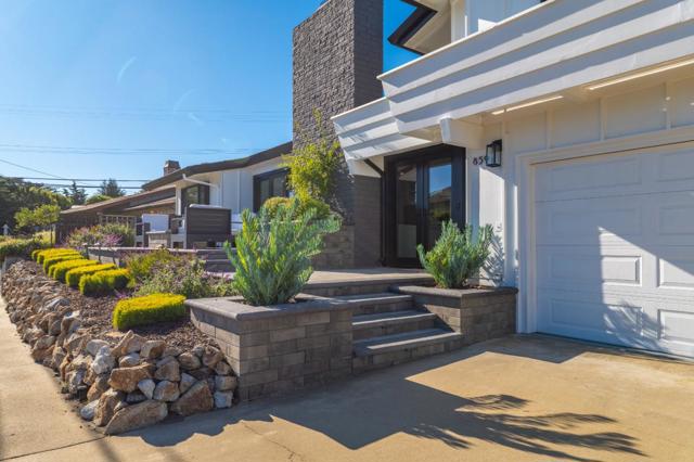 859 Balboa Avenue, Pacific Grove CA: https://media.crmls.org/mediaz/e4d1377f-19fe-486f-beac-41b3ce239ac2.jpg