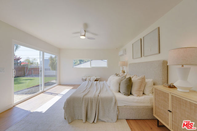 1981 Wilbur Avenue, San Diego CA: https://media.crmls.org/mediaz/e4d1c28d-1565-4593-b034-a03b3b241bb6.jpg