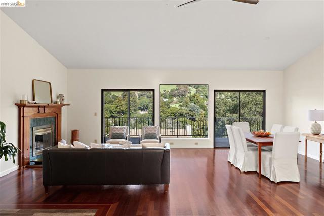 Image 9 of 60 For 6065 Dimm Way