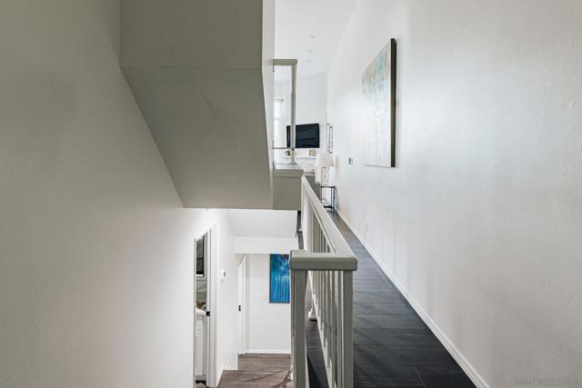 4652 Don Lorenzo Dr, Los Angeles CA: https://media.crmls.org/mediaz/e4d2abdf-8854-437c-a0bd-ef09cbf02599.jpg