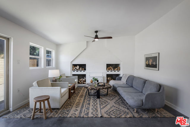 2634 Rich Street, Los Angeles CA: https://media.crmls.org/mediaz/e4d420c0-1b47-4ce2-95de-095a12ecdf01.jpg
