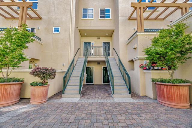 108 Bryant Street, Mountain View CA: https://media.crmls.org/mediaz/e4d5a786-7ba0-4f35-ad28-1e2d6f502732.jpg