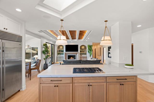 Detail Gallery Image 18 of 58 For 528 Flores De Oro, Rancho Santa Fe,  CA 92067 - 5 Beds | 4 Baths