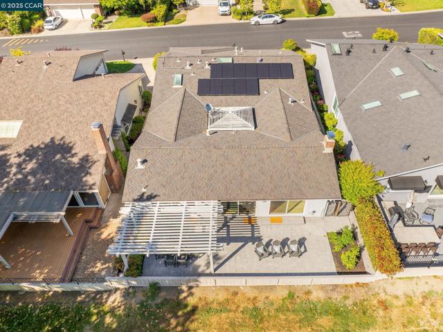 685 Saint George Rd, Danville CA: https://media.crmls.org/mediaz/e4d658c7-ba72-423a-b43a-b8a516e6aa2a.jpg