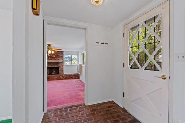 Detail Gallery Image 3 of 62 For 6171 Howell Dr, La Mesa,  CA 91942 - 4 Beds | 2 Baths