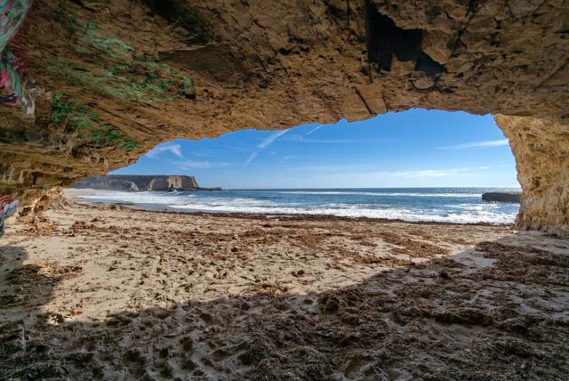 275 Davenport Landing Road, Davenport CA: https://media.crmls.org/mediaz/e4d6dd5b-cf2a-4cdc-bfa5-4f4a75b5b61e.jpg