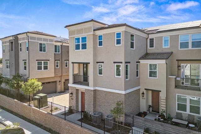 1229 Sunrise, San Marcos CA: https://media.crmls.org/mediaz/e4d72b23-652f-42fb-a8e9-e9ffa9fec282.jpg