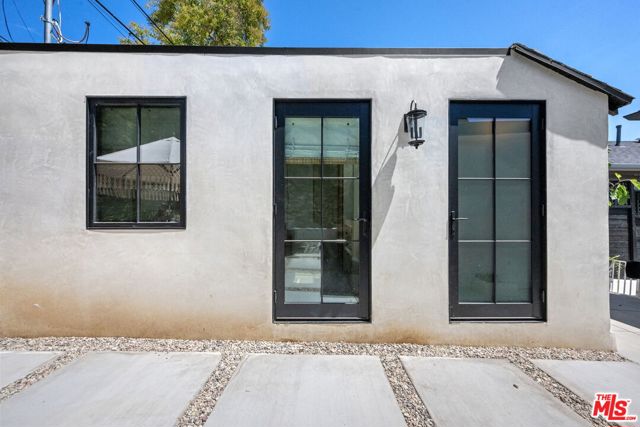 8961 Dicks Street, West Hollywood CA: https://media.crmls.org/mediaz/e4da3f14-86de-49a7-bbb8-ec6985f40781.jpg