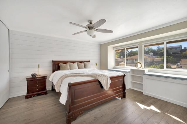 Detail Gallery Image 2 of 49 For 9525 High Park Ln, Rancho Penasquitos,  CA 92129 - 3 Beds | 3 Baths