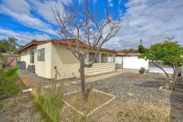 Detail Gallery Image 35 of 47 For 3607 Frenzel Cir, Oceanside,  CA 92056 - 2 Beds | 2 Baths