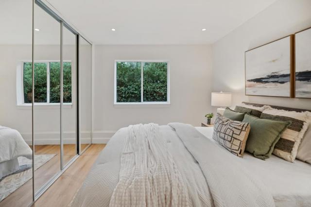 929 Darien Way, San Francisco CA: https://media.crmls.org/mediaz/e4de8b2d-3fd7-4d4b-bd1d-f3e846e9014c.jpg