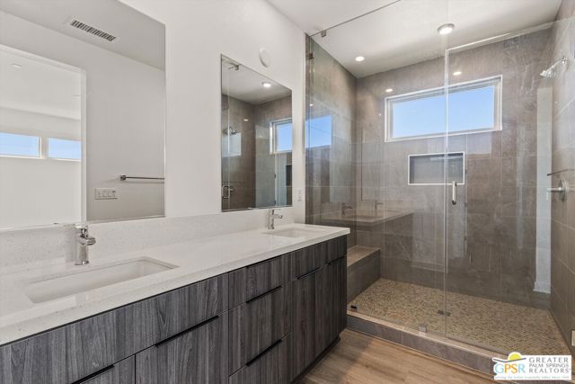 906 Cameron Center Drive, Palm Springs, CA 92264