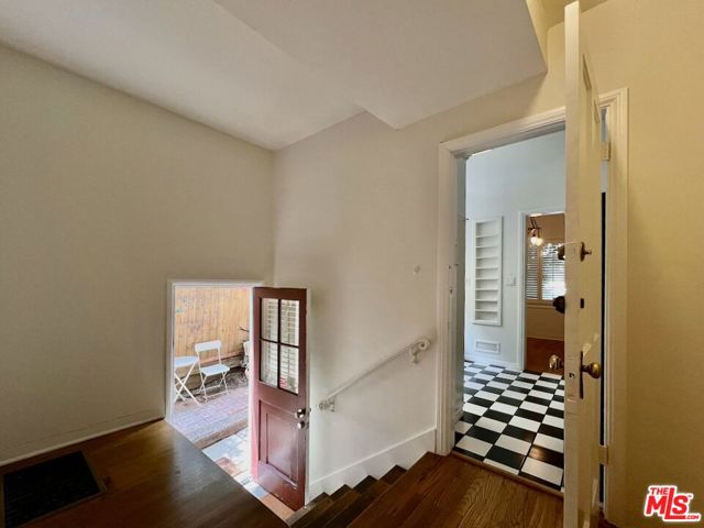 8474 Fountain Avenue, West Hollywood CA: https://media.crmls.org/mediaz/e4e1544b-381e-42b5-bf7b-f6603a9d7345.jpg