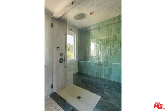 2374 Edgewater Terrace, Los Angeles CA: https://media.crmls.org/mediaz/e4e25e8a-8723-4bb3-97e9-09e5c00d294b.jpg