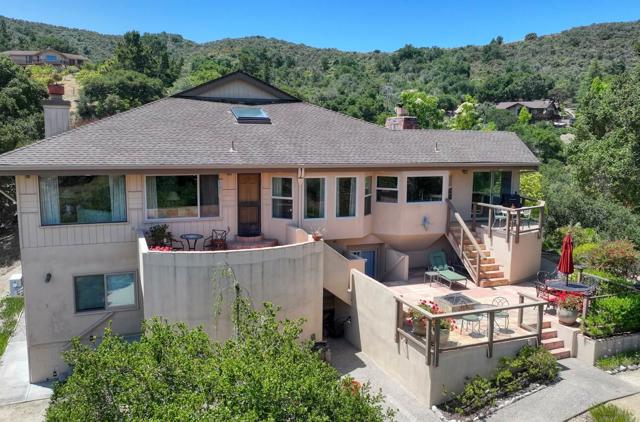 15847 Pleasant Valley Lane, Salinas CA: https://media.crmls.org/mediaz/e4e2b5c2-76ce-4365-8237-98c7b0417b0f.jpg