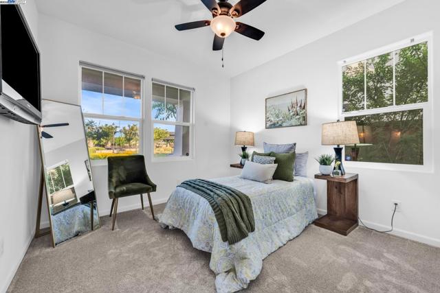 2305 Augusta Ave, Tracy CA: https://media.crmls.org/mediaz/e4e348b2-0a96-4f99-8ac7-14f3042baa2f.jpg