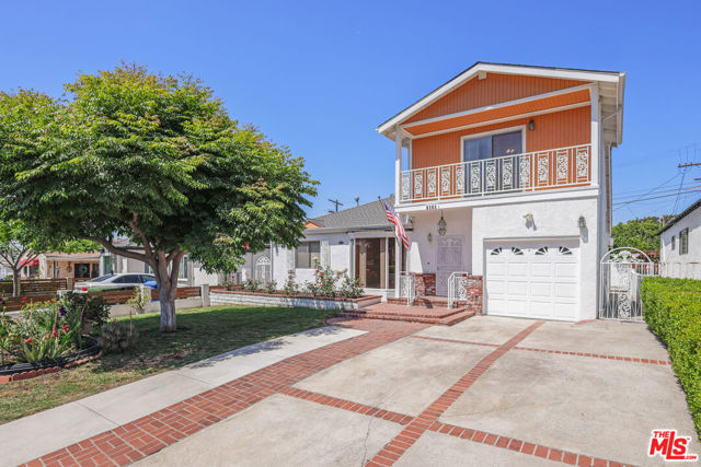 2101 N Almadale Avenue, Los Angeles CA: https://media.crmls.org/mediaz/e4e45bd1-db60-42fd-9658-4c39af7cf9d8.jpg