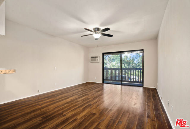 20234 Cantara Street, 317 photo 5