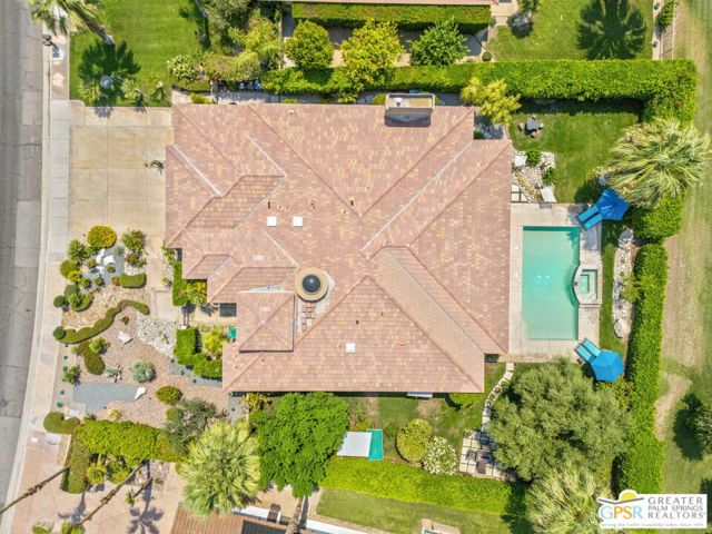 450 E Bogert Trail, Palm Springs CA: https://media.crmls.org/mediaz/e4e54caa-6b76-4be7-b670-bbc2f0ef6595.jpg