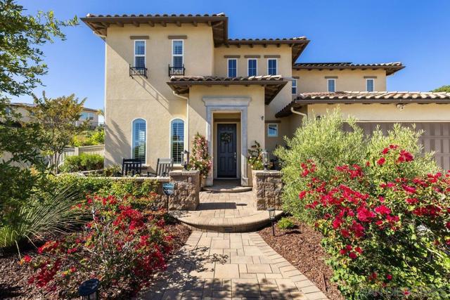 1217 Stockton Pl, Escondido CA: https://media.crmls.org/mediaz/e4e64bac-a6e8-4e99-9fad-45e8f96c95f1.jpg