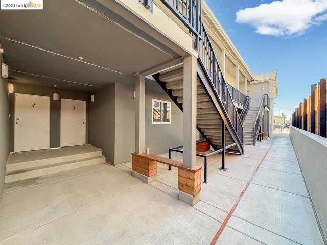 Image 14 of 46 For 4124 Lyon Ave