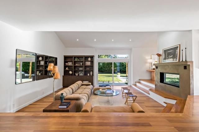 10 Bennett Road, Redwood City CA: https://media.crmls.org/mediaz/e4e6d1d2-3696-4733-ad87-fd5dba6fc284.jpg